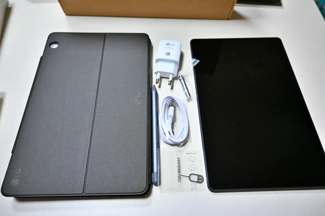 LG U+TV 프리4 LE LG 울트라탭 10A30Q-LQ1UL 개봉기 사진 5