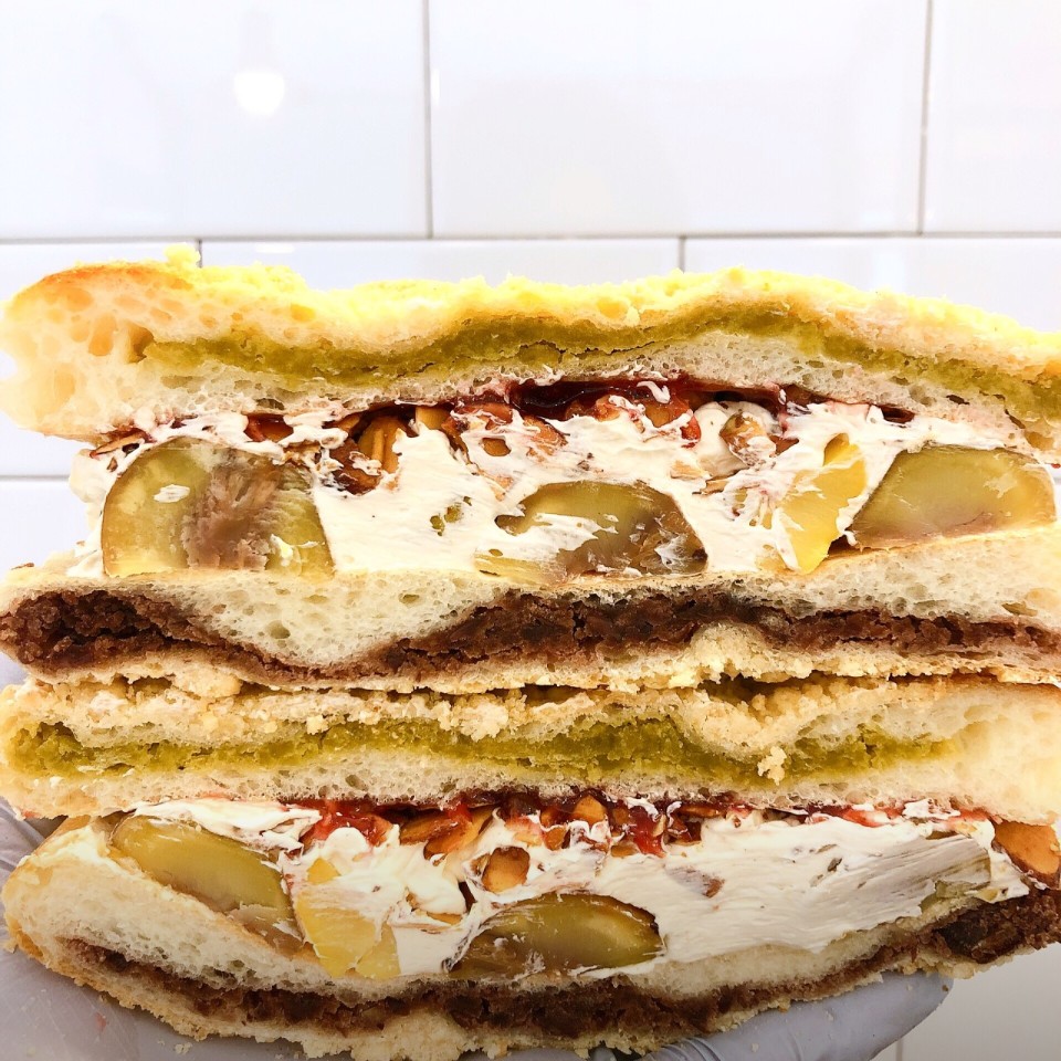 서울 망원동 빵집 투땀즈업, 쌀베이글과 맘모스 인기 메뉴 총정리