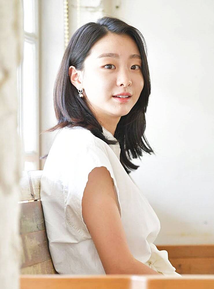 배우-김다미
