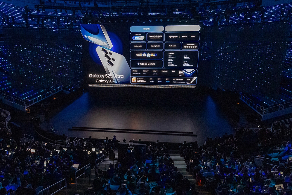 ▲ 22일(현지시간) 미국 새너제이에 위치한 &lsquo;SAP센터&rsquo;에서 개최된 상반기 &lsquo;갤럭시 언팩 2025&rsquo;에서 &lsquo;갤럭시 S25 시리즈&rsquo; 제품 소개