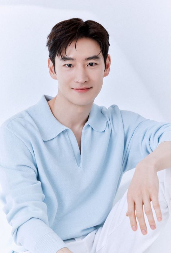이제훈 프로필