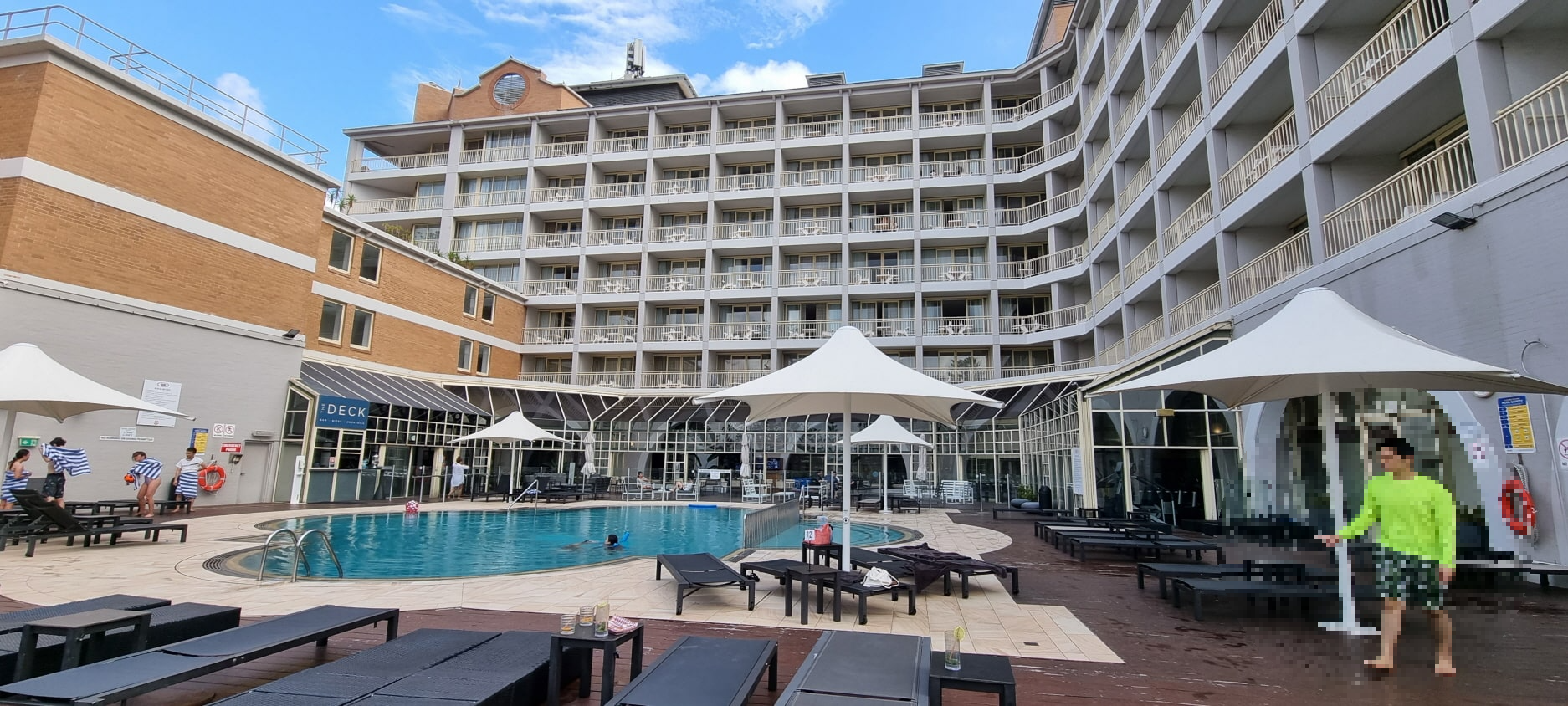 테리걸 호텔 크라운 플라자