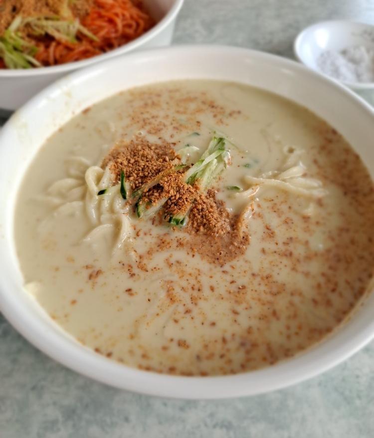 &lsquo;하루 3시간, 150그릇 한정판매&lsquo; 50년 전통의 콩국수 충남 당진 맛집