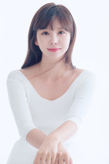 지주연 배우 나이 프로필 키 결혼 이혼 인스타 맥심 화보 과거 근황 출연작 멘사