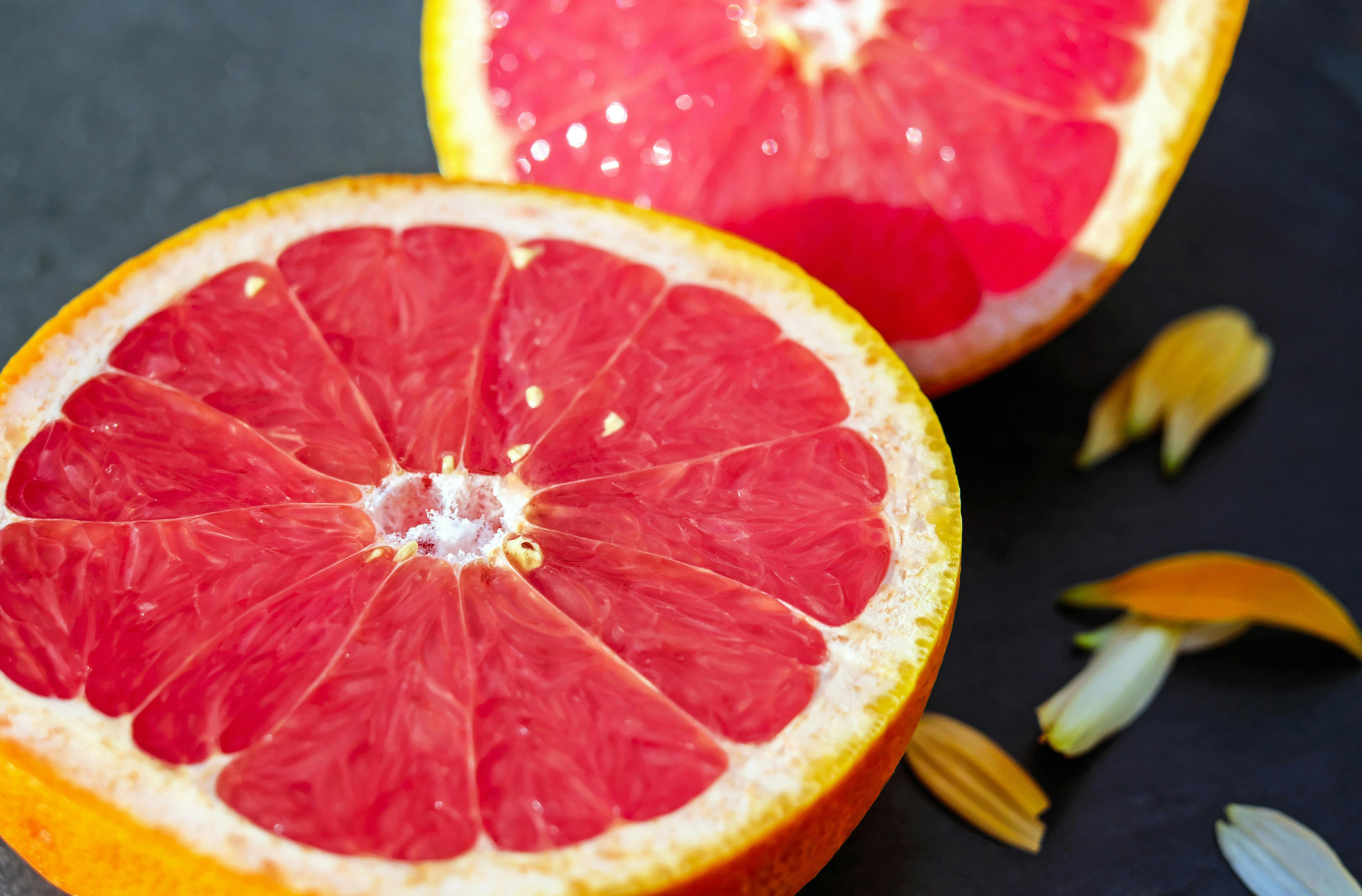 This is a picture of grapefruit, one of the foods that is good for liver health.