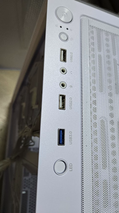 가성비 조립PC 케이스 앱코 (ABKO) U30 마린 화이트 후기 사진6