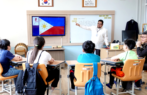 교사 정년 65세 연장