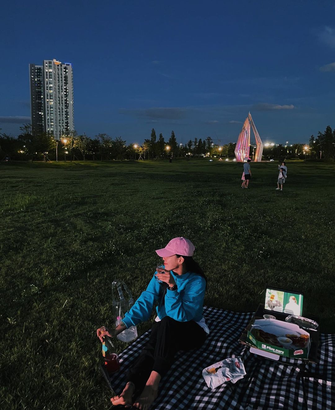 돌싱글즈3 전다빈의 공원나들이&#44; 요즘 근황