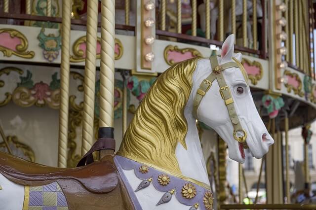 회전목마-타는-꿈-해몽