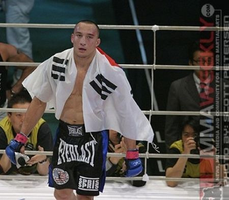 줄리엔 강 가족 형 아버지