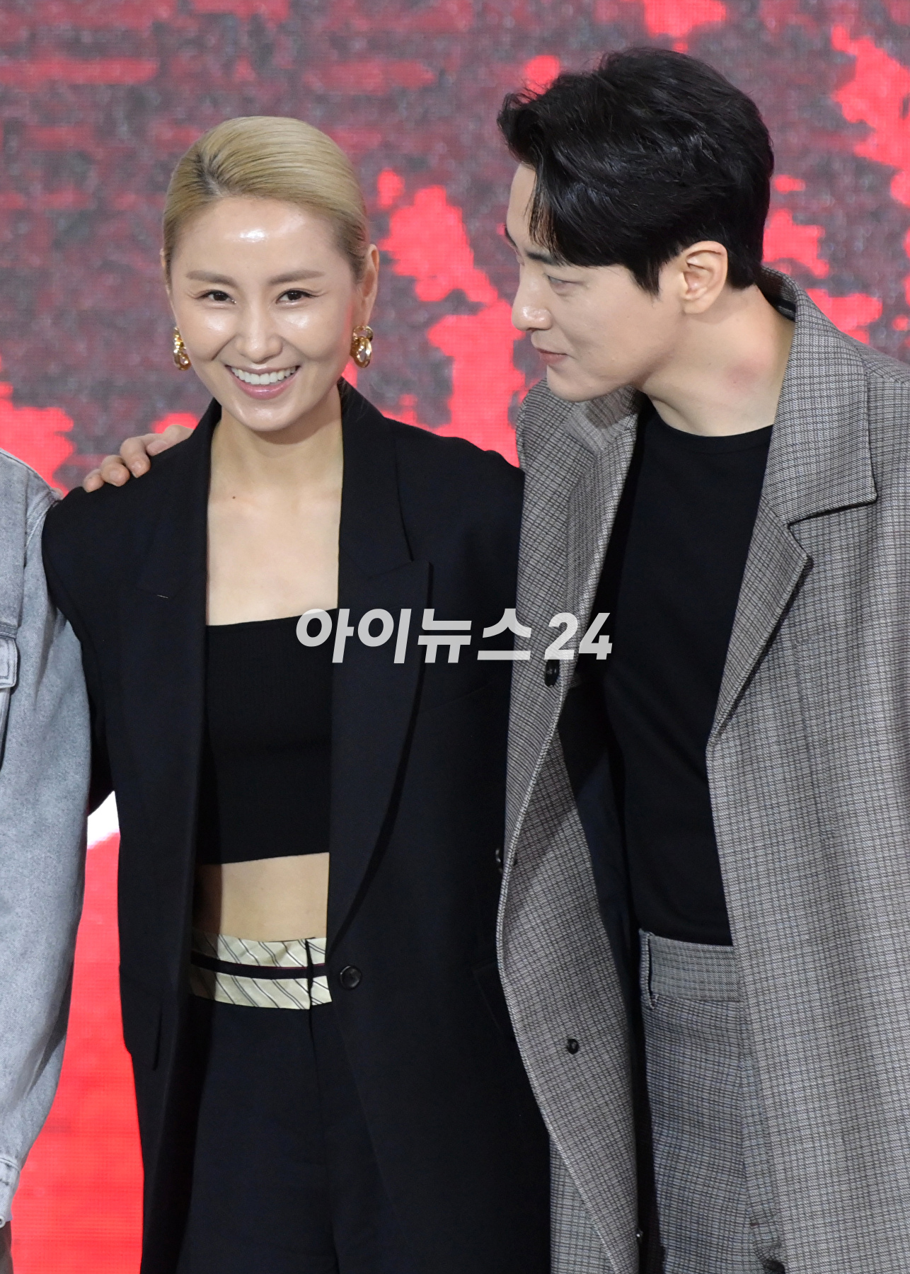 배우 이준혁이 6일 오후 부산광역시 해운대구 영화의전당에서 진행된 제28회 부산국제영화제 '비질란테' 오픈토크에 참석하고 있다. [사진=정소희 기자]