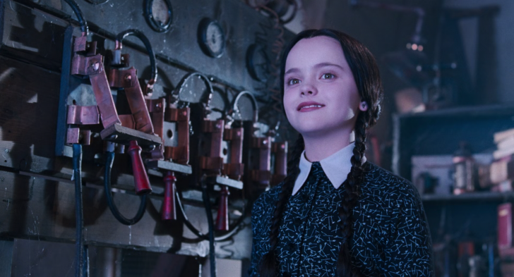 아담스패밀리_스틸컷3