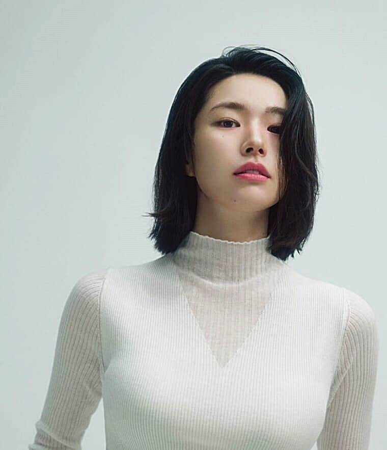 배우-하영