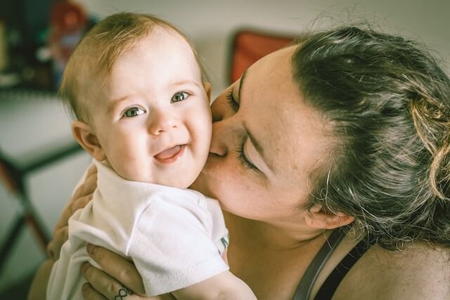 공무원 육아휴직수당