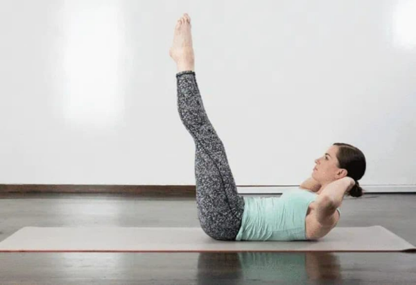 더블 레그 스트레치(Double Leg Stretch)