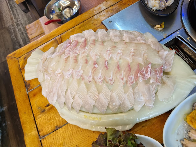 제부도 바다앞 조개구이 '소라횟집'