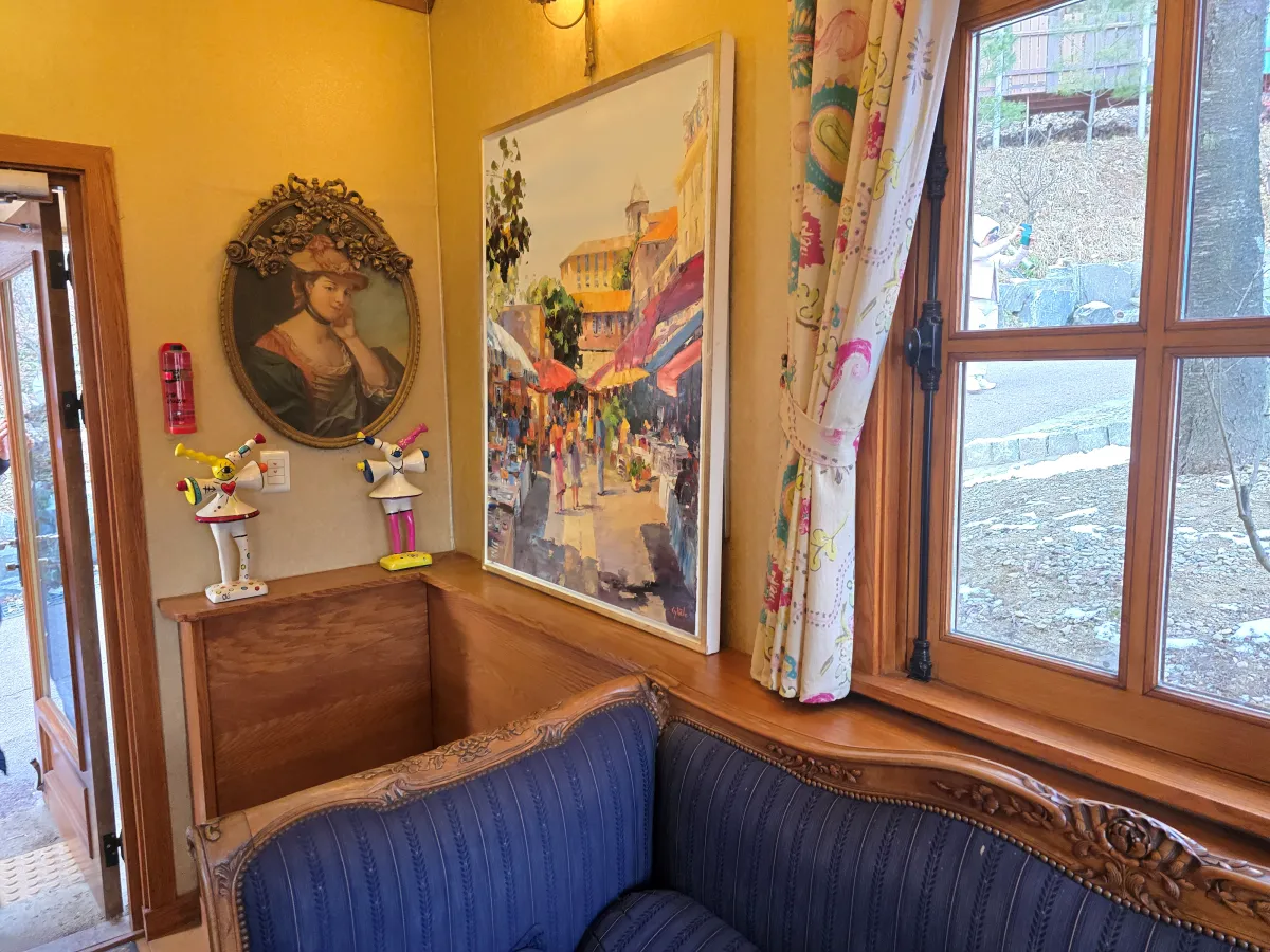 쁘띠프랑스-마리의 방-쇼파