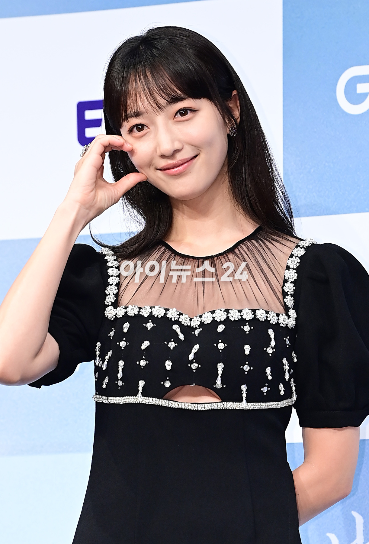 배우 표예진과 김영대가 1일 오후 서울 구로구 신도림동 더세인트에서 열린 ENA 새 수목드라마 &#39;낮에 뜨는 달&#39; 제작발표회에 참석하고 있다. [사진=정소희 기자]