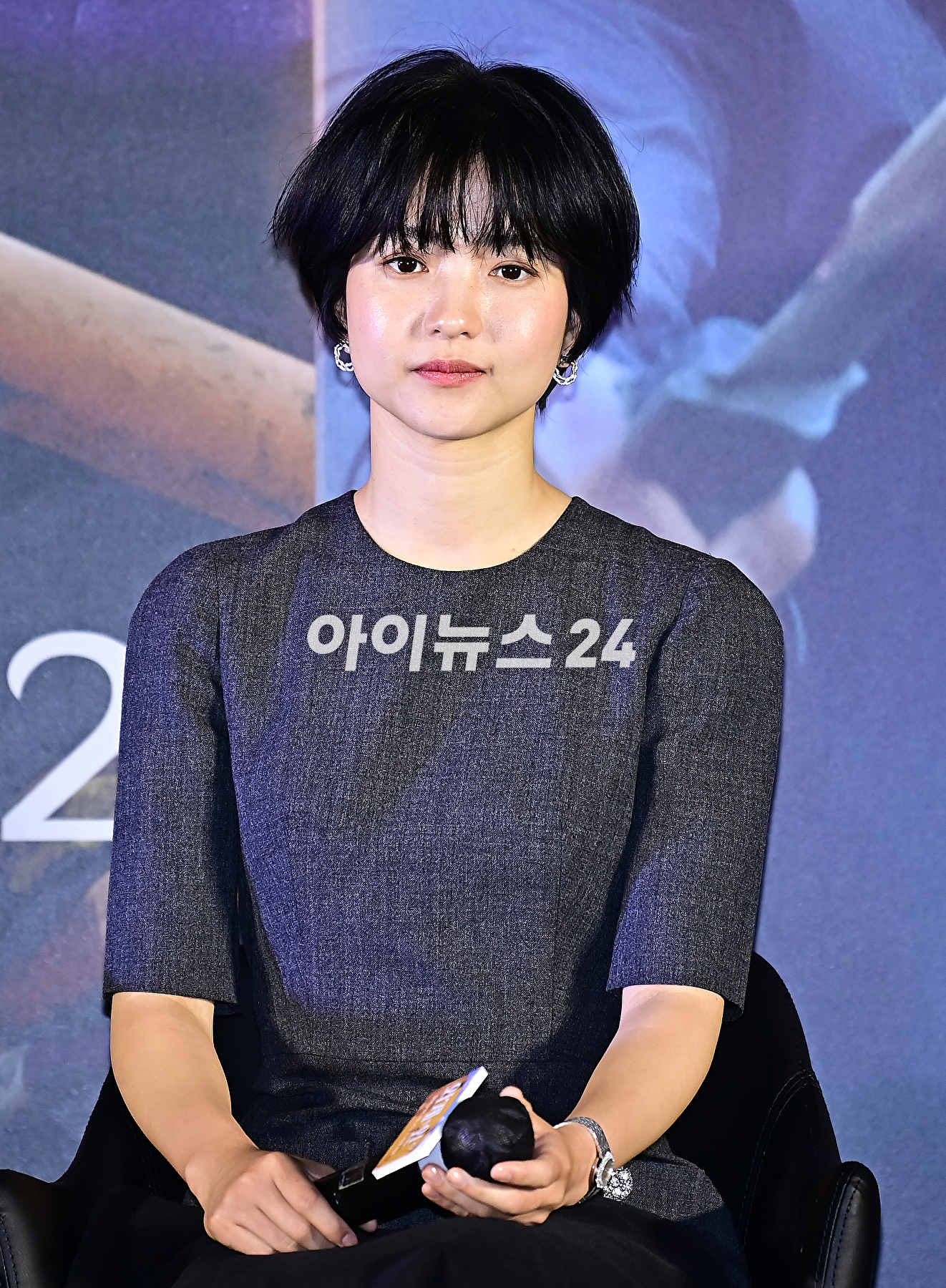 배우 김태리가 22일 오전 서울 용산구 CGV 용산아이파크몰에서 열린 영화 '외계+인 2부' 제작보고회에서 포토타임을 갖고 있다. [사진=곽영래 기자]