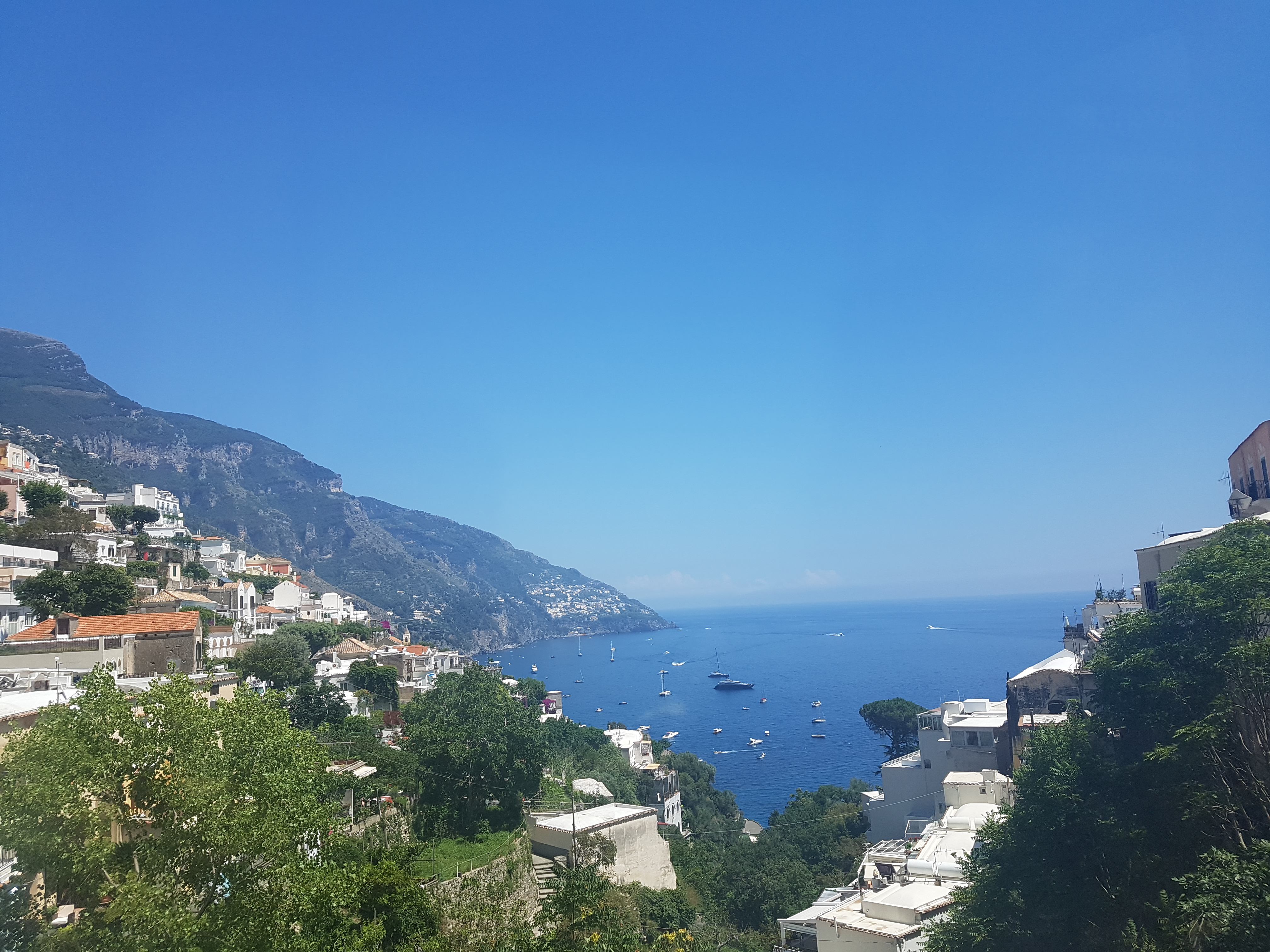 이탈리아 남부의 지중해 연안, 세계적인 절경지인 아말피 해안(Amalfi Coast)