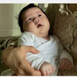 신생아 눈뜨는 시기 알아보기