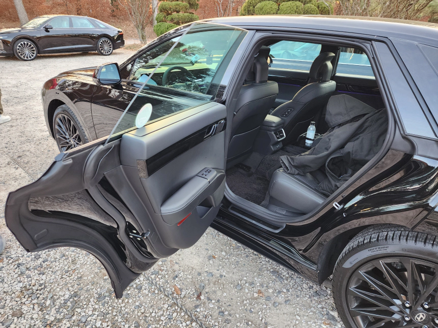 시트 포지션이 정말 낮다.