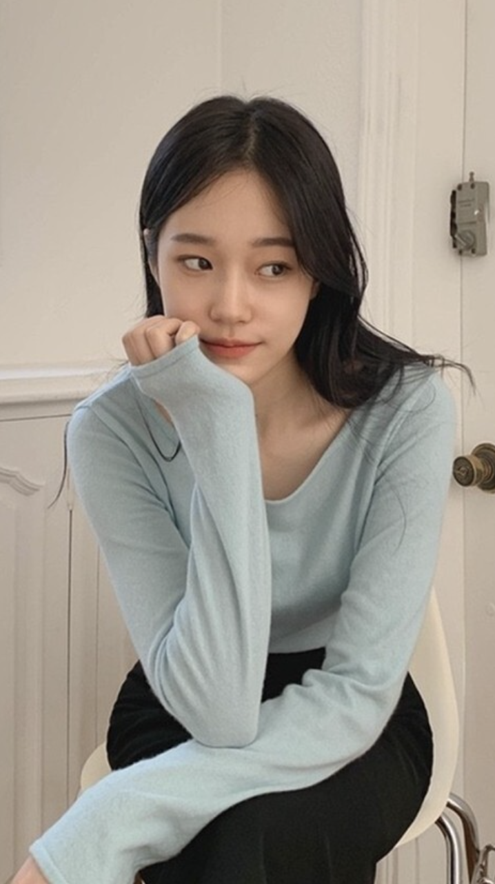 노윤서 셀카