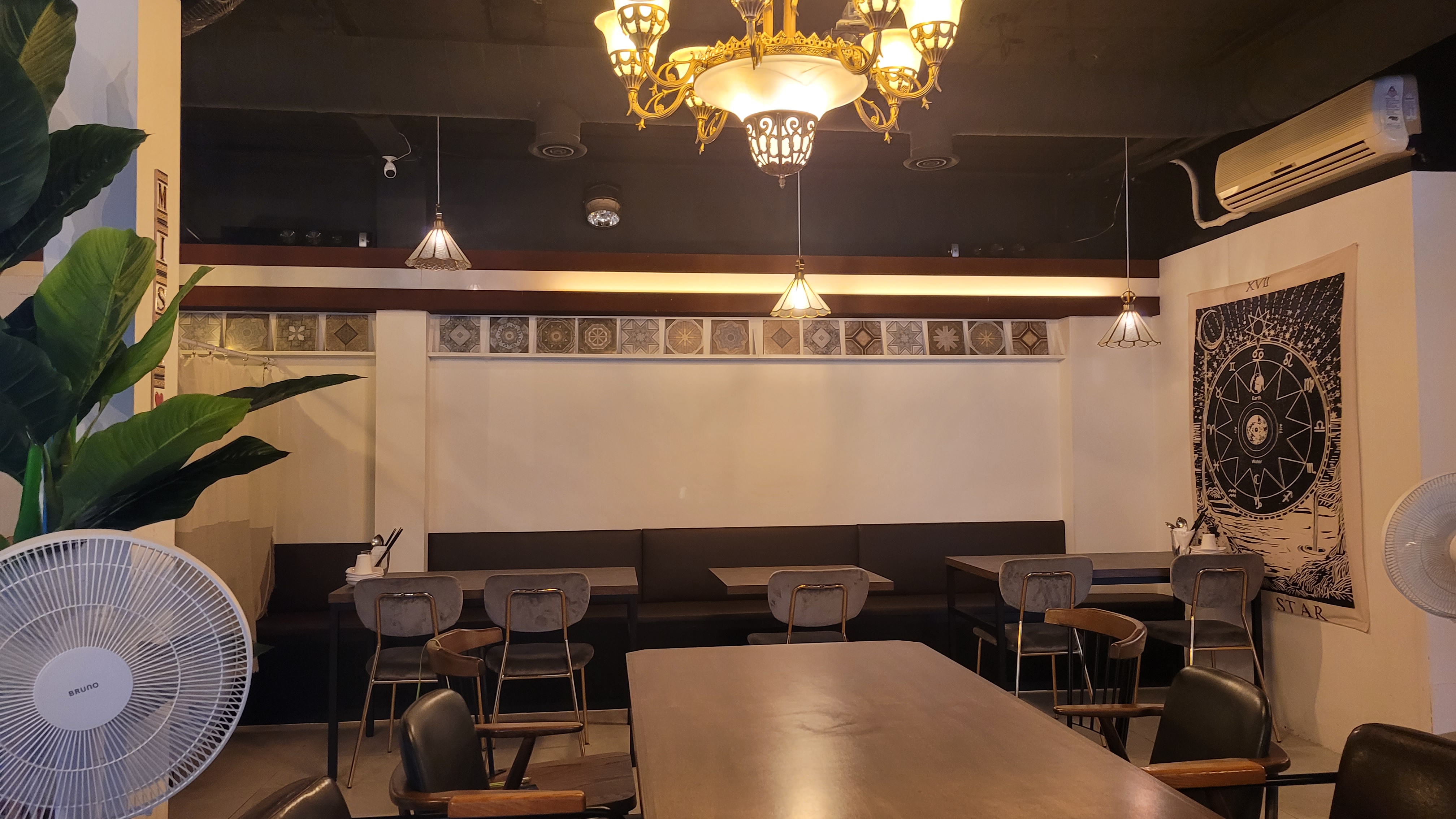 미소식탁 인테리어