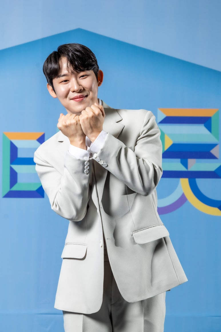 가수 진욱