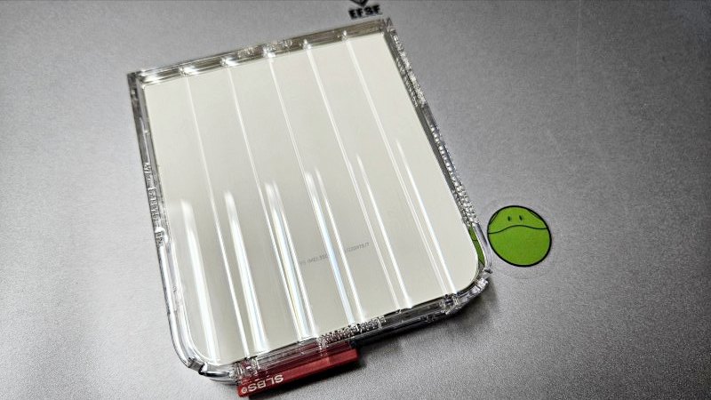 태그 플랫 케이스 후면