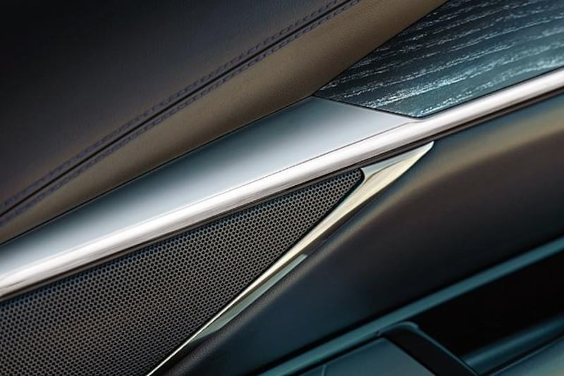 캐딜락 에스컬레이드 IQ