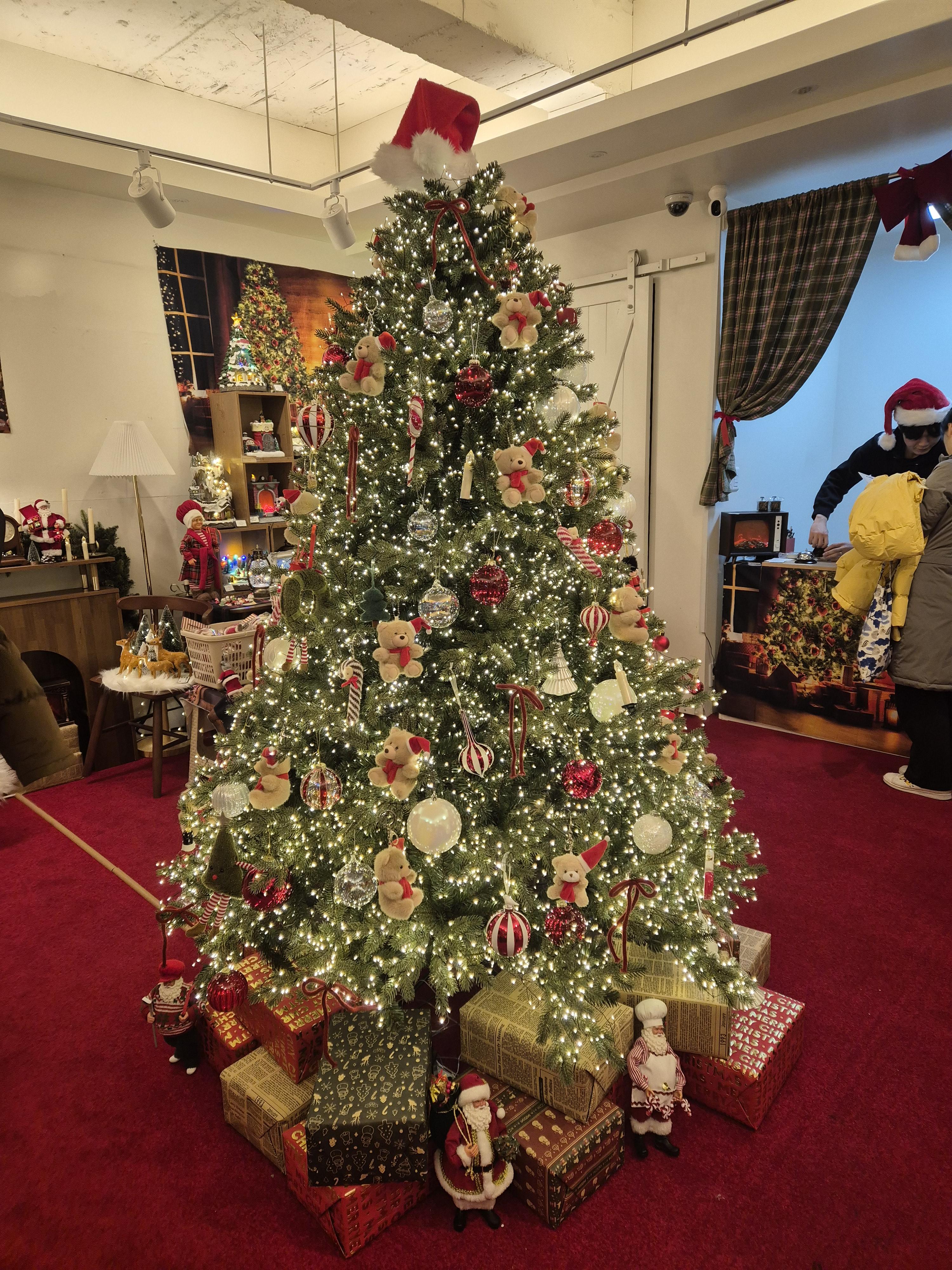 대형 크리스마스 트리