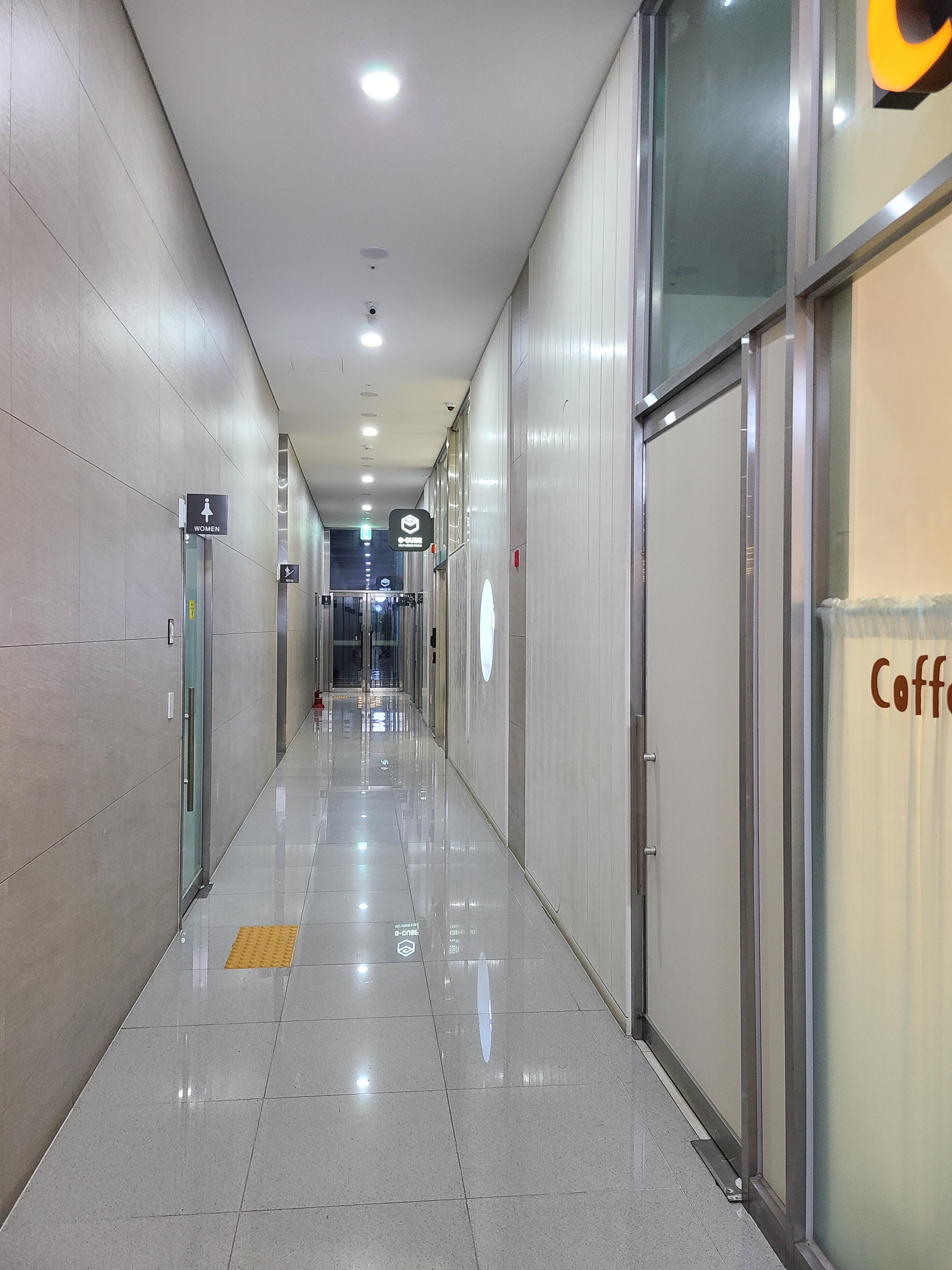 에이스하이테크시티 평촌 1층 내부4