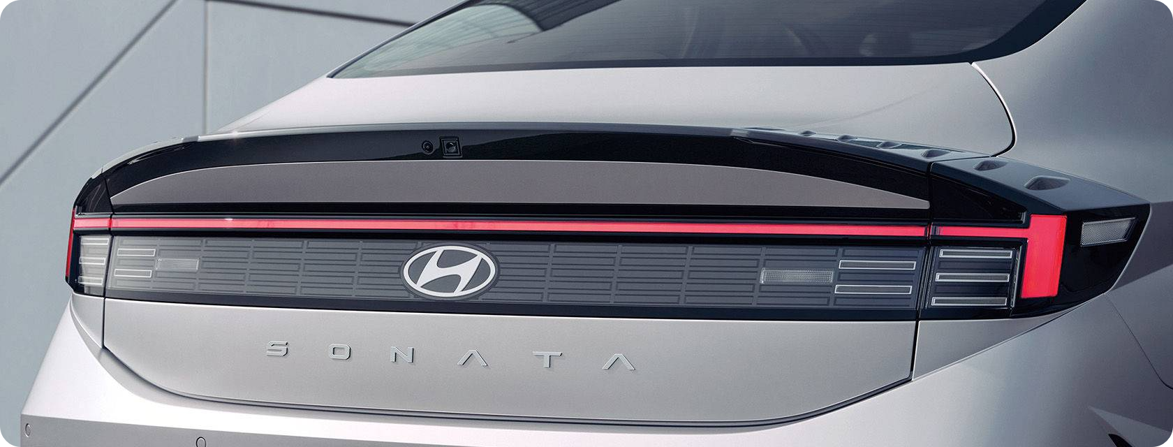 쏘나타 하이브리드 후면부