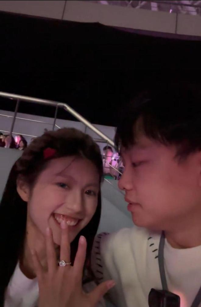 유전성 소뇌위축증 앓는 25세 여자친구 곁을 지키는 청년의 이야기