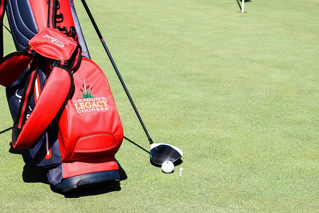 빨간색 골프가방