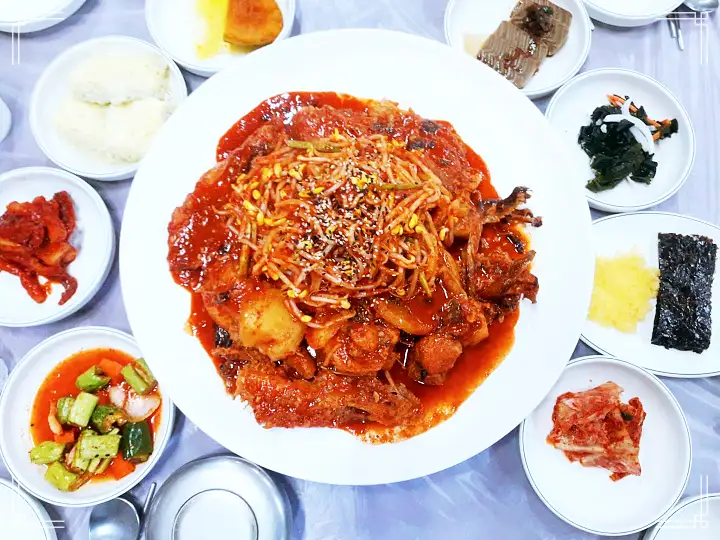 백반기행 모듬생선찜 문희경 편 장치 가오리 생선찜 대구뽈찜 울진 맛집 소개