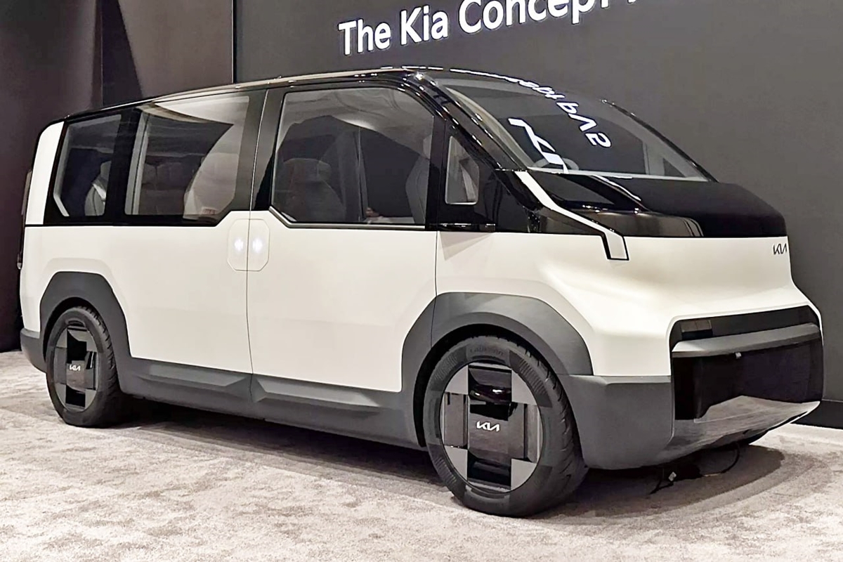 기아가 내년 선보일 예정인 PBV(목적기반차량) 'PV5' 테스트카가 최초로 포착됐다.