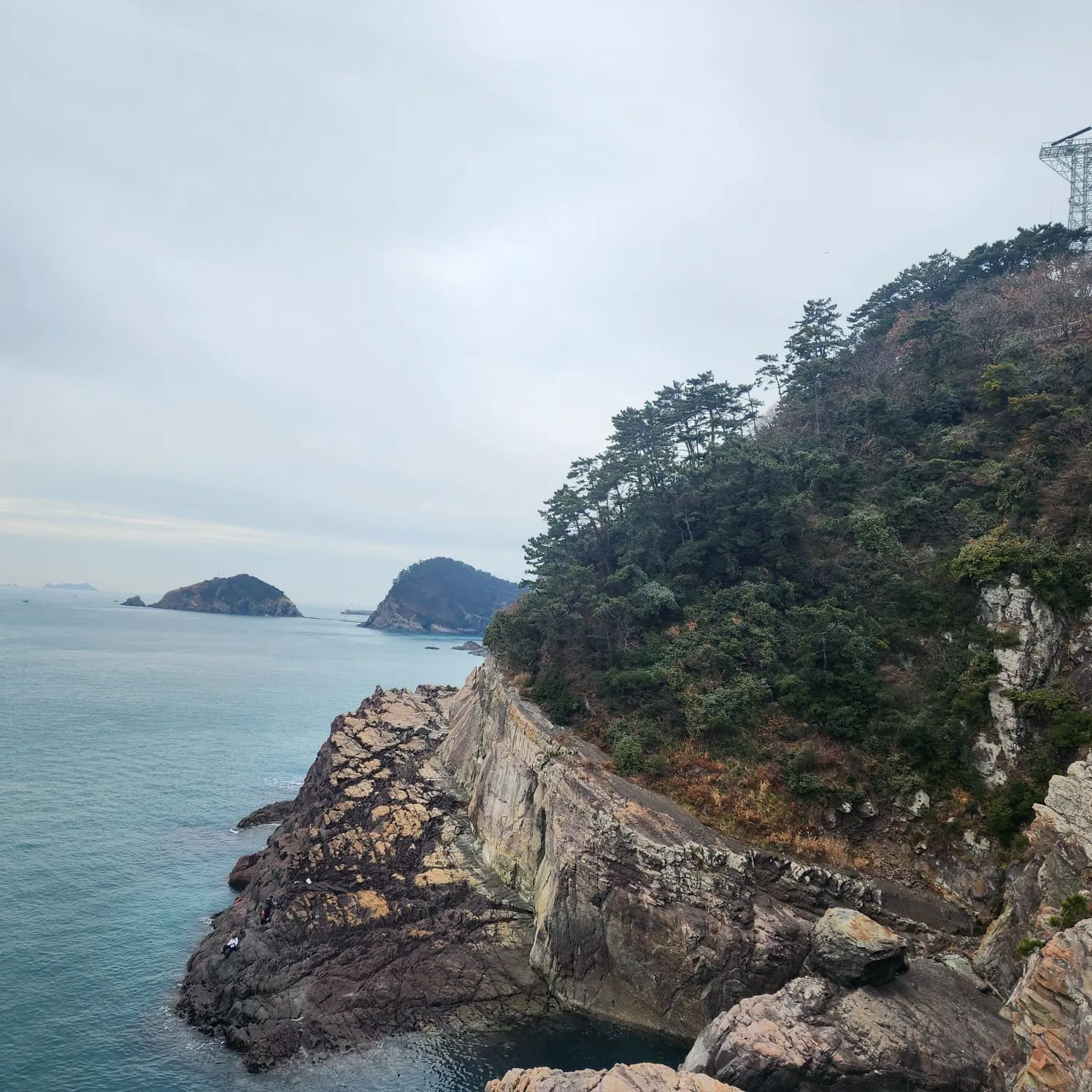 부산 송도 용궁구름다리와 숙이네
