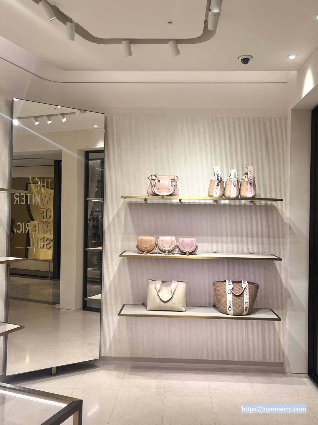 100만원대 명품백 끌로에 우디백 스몰