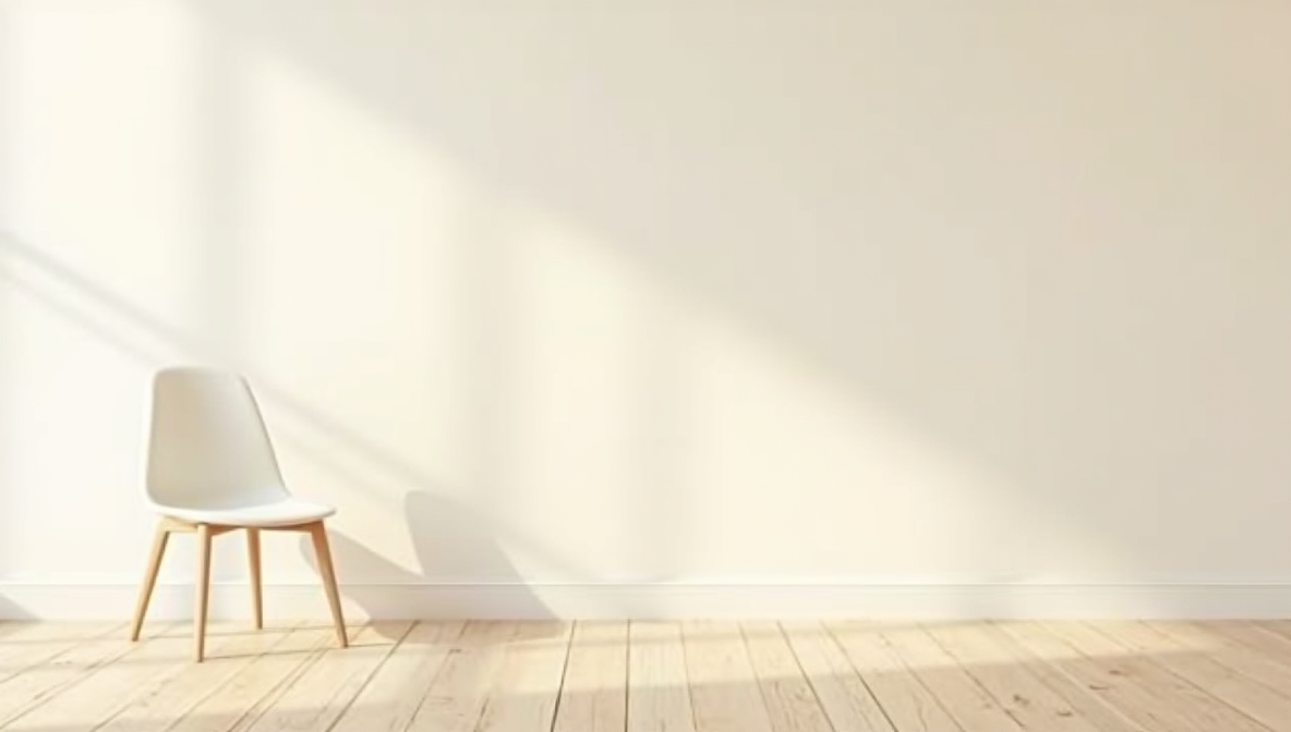 미니멀라이프를 뜻하는 이미지 : 거실에 간소하게 의자 하나가 놓여져있는 이미지