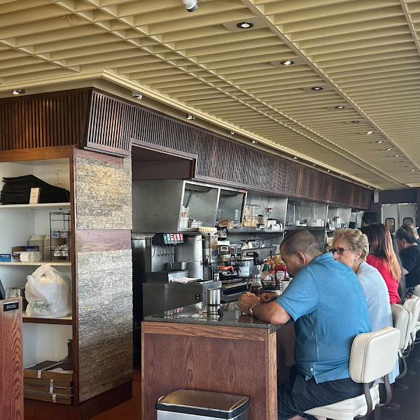 릴리하-베이커리-실내-사진