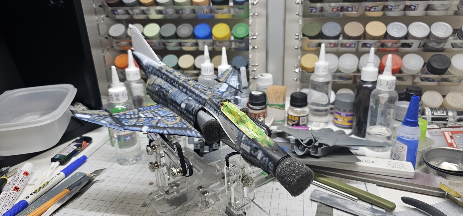 프리쉐도윙-동체-상면