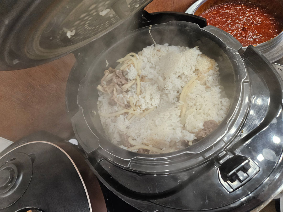 기장옥 샤브 칼국수 소고기 버섯무밥