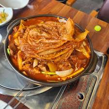 4월 23일 생생정보 맛집 총정리&amp;#44; 묵은지 대결부터 부산 여행까지 관련사진