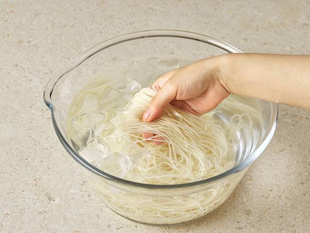 쯔유 냉국수 맛집 레시피 소면 헹굼