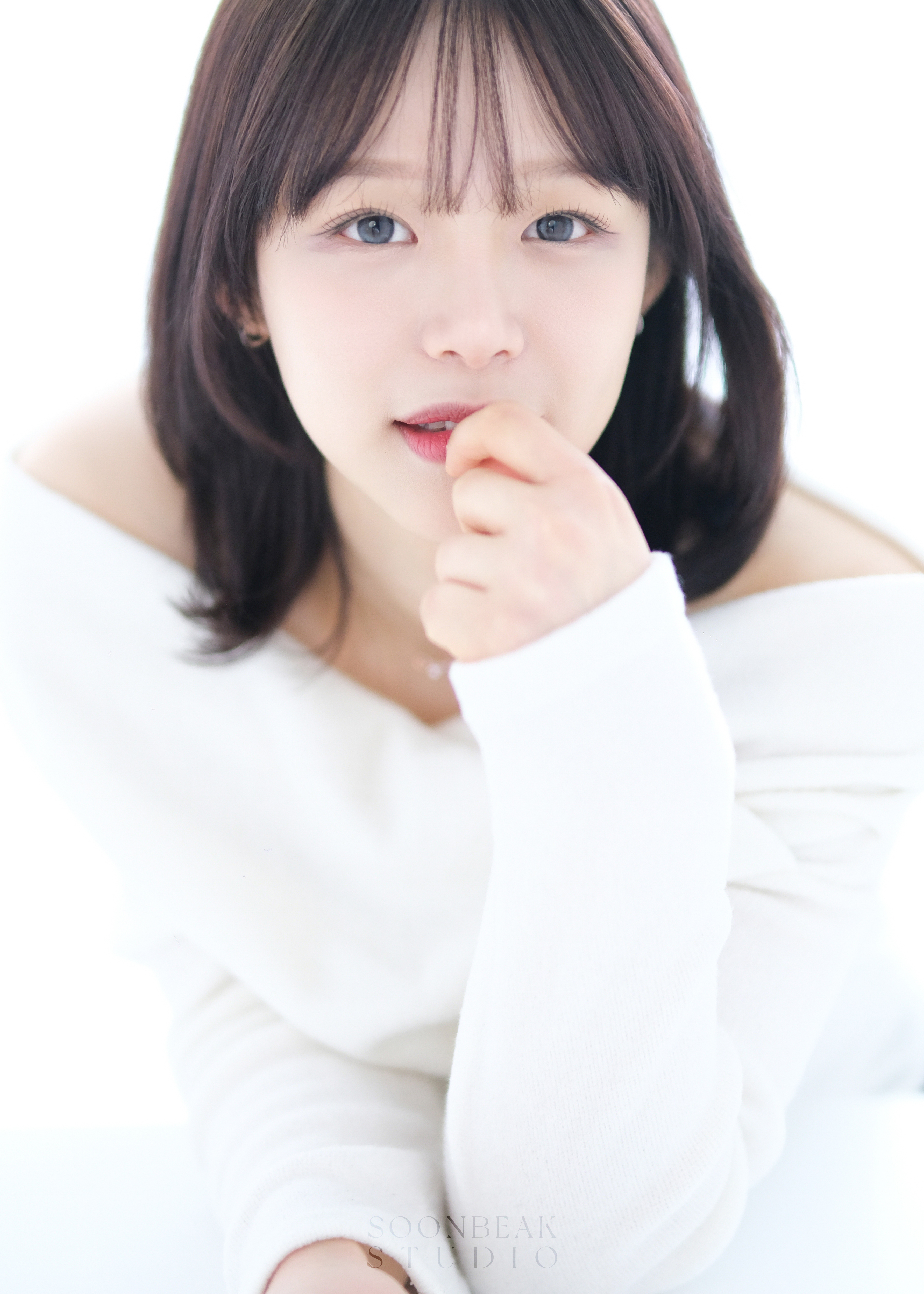 천안 프로필사진 순백스튜디오 — 신부동 사진관 프로필 촬영 2