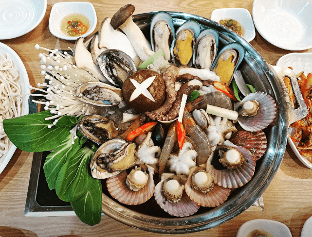 탕정 맛집 "바다를 담다 해물칼국수 아산본점" 음식