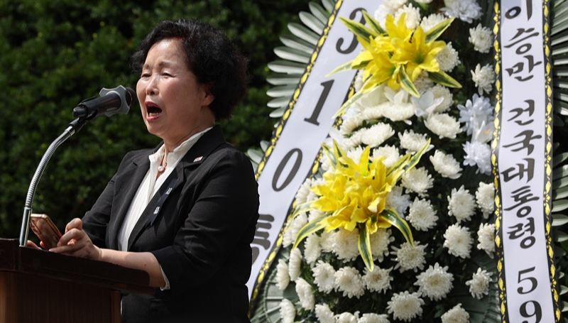 리박스쿨 댓글 조작 의혹