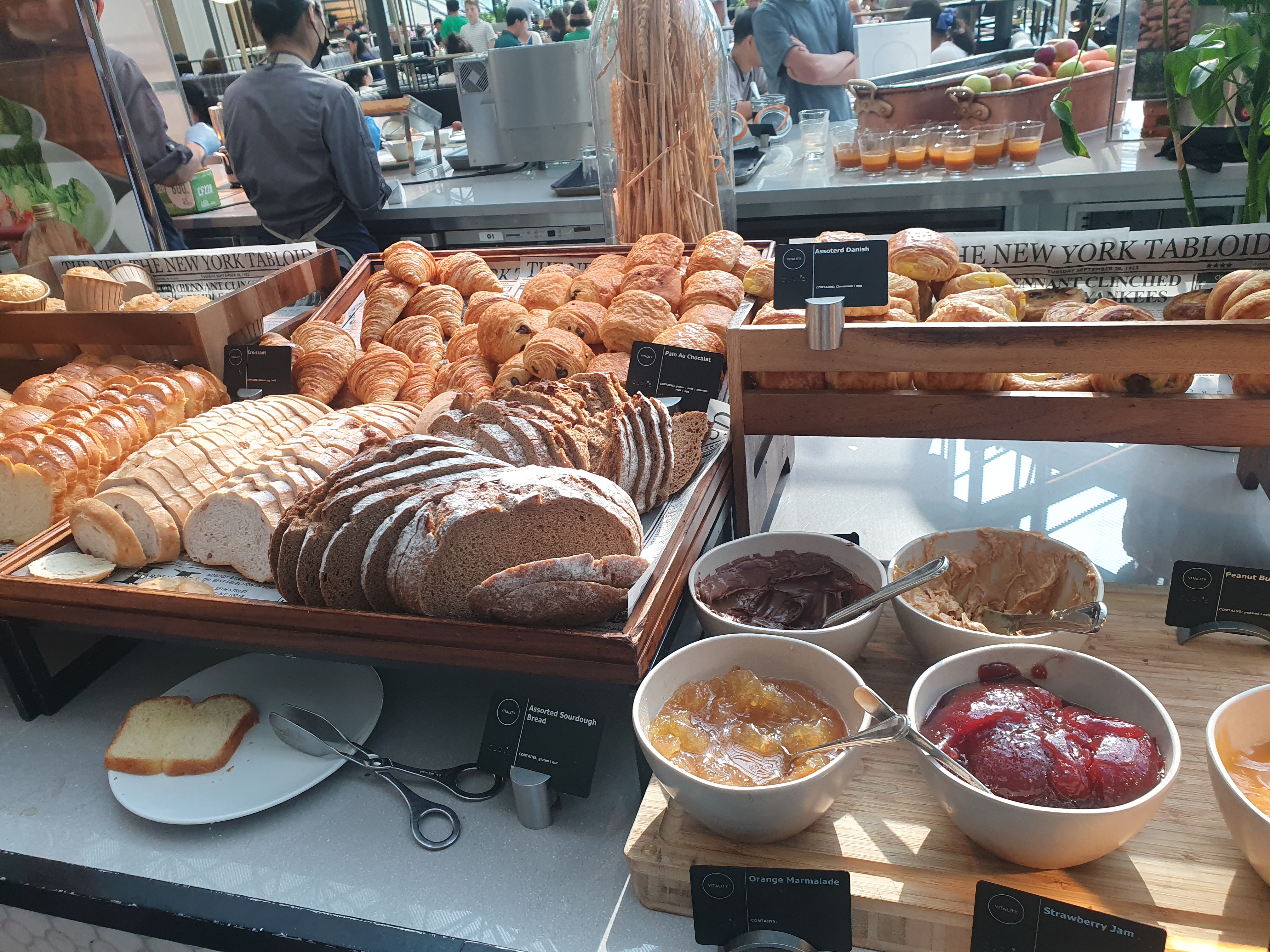 싱가포르 스위소텔 조식